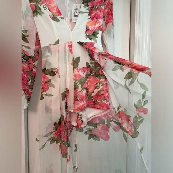 showpo steal the show playsuit white floral - Picture 5 of 7